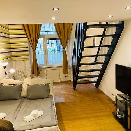 Hegedu 5 , Stylish Szálloda